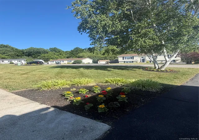 Homes for sale in Shawangunk, NY | 33 Lincoln Cir, Shawangunk, NY 12589 | MLS# 1017778