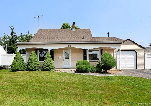 Photo 1 of Sale Pending at 69 Corncrib Ln, Hempstead, NY 11756 | MLS# 1017802 | Listing updated on 2026-08-15