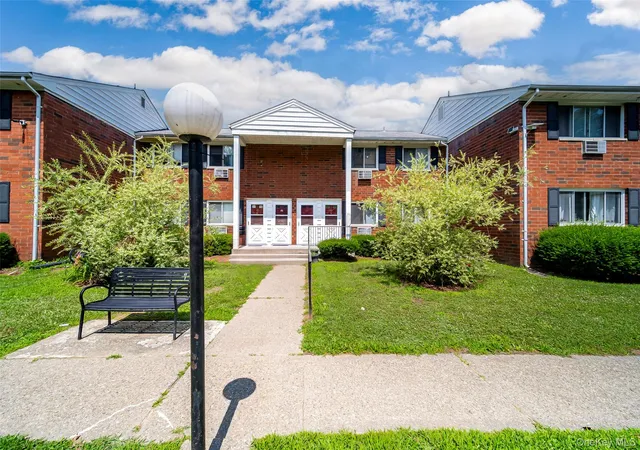 25th image of 44 Manor Dr #44, Cornwall, NY 12518 | MLS# 1017804
