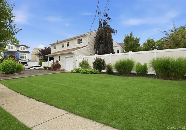 44th image of 2461 Riviera Ln, Hempstead, NY 11710 | MLS# 1017807