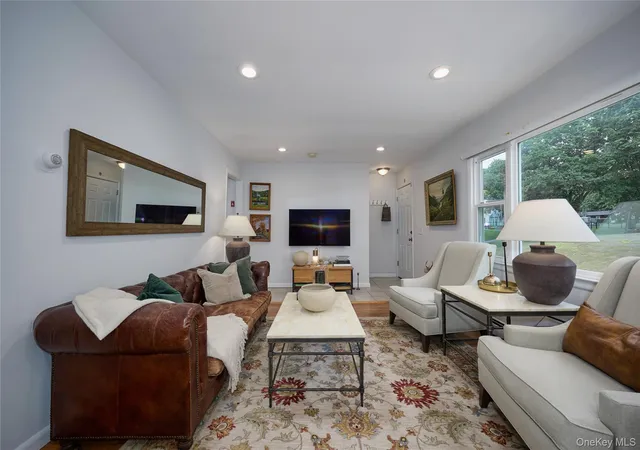 Photo 4 of Single family home for sale at 181 N Grand Ave, Poughkeepsie (town), NY 12603 | MLS# 1017819 | Listing updated on 2026-08-29
