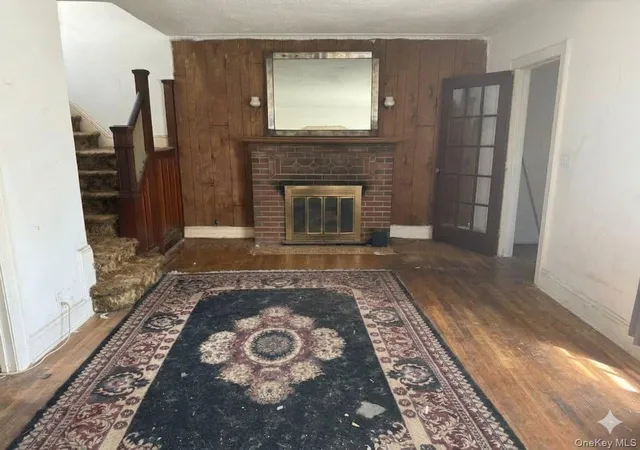 2nd image of 340 Plymouth St, Hempstead, NY 11552 | MLS# 1017821