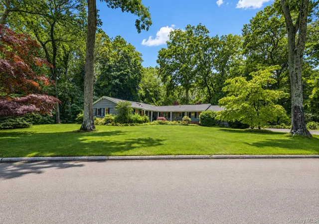Photo 1 of Sale Pending at 27 Longwood Dr, Huntington, NY 11746 | MLS# 1017826 | Listing updated on 2026-08-14