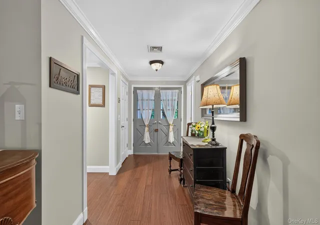 Photo 3 of Sale Pending at 27 Longwood Dr, Huntington, NY 11746 | MLS# 1017826 | Listing updated on 2026-08-14