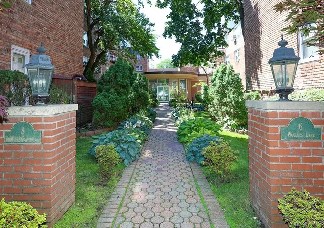1st image of 6 8 Wooleys #B34, Great Neck, NY 11023 | MLS# 1017831