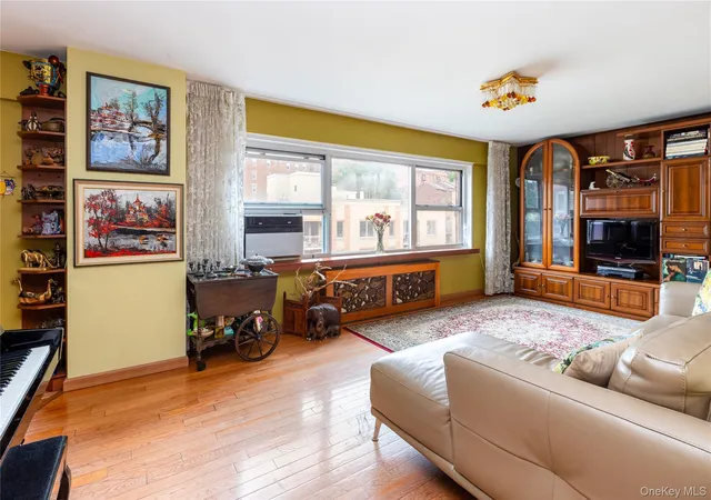 2nd image of 3130 Irwin Ave #8C, Bronx, NY 10463 | MLS# 1017853