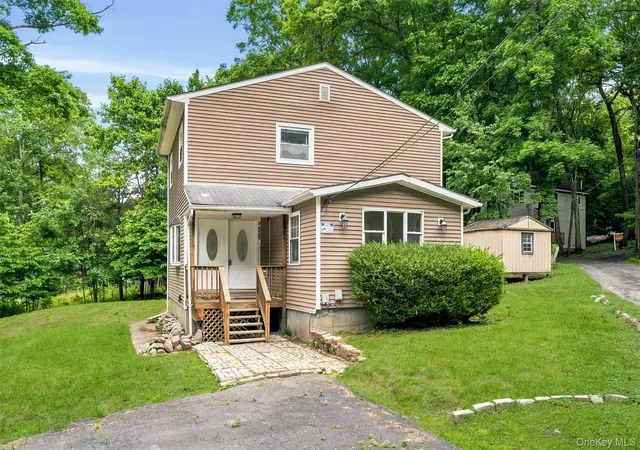 Homes for sale in Blooming Grove, NY | 2 Echo Trl, Blooming Grove, NY 10950 | MLS# 1017854