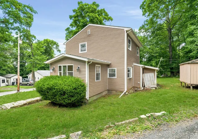 Homes for sale in Blooming Grove, NY | 2 Echo Trl, Blooming Grove, NY 10950 | MLS# 1017854