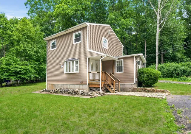 Homes for sale in Blooming Grove, NY | 2 Echo Trl, Blooming Grove, NY 10950 | MLS# 1017854
