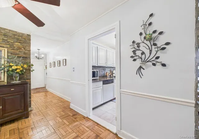Homes for sale in New York, NY | 72 61 113th Street #2z 113th Street #2Z, New York, NY 11375 | MLS# 1017863