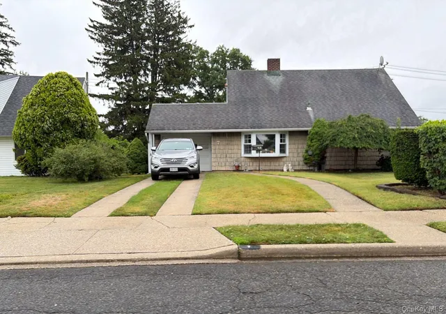 1st image of 7 Mockingbird Ln, Hempstead, NY 11756 | MLS# 1017871