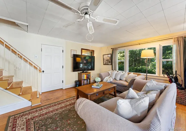 Photo 3 of Single family home for sale at 396 Farragut Ave, Greenburgh, NY 10706 | MLS# 1017880 | Listing updated on 2026-09-19