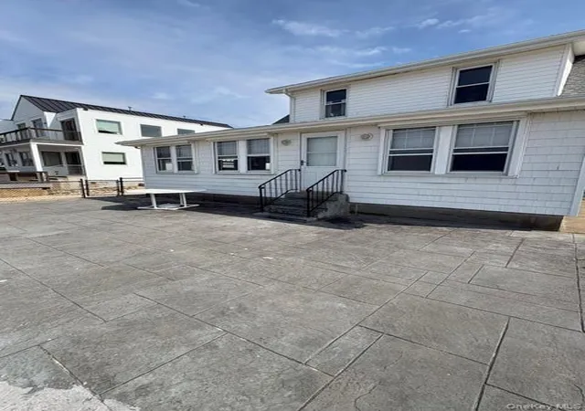 4th image of 18 Howard Rd, Oyster Bay, NY 11709 | MLS# 1017891