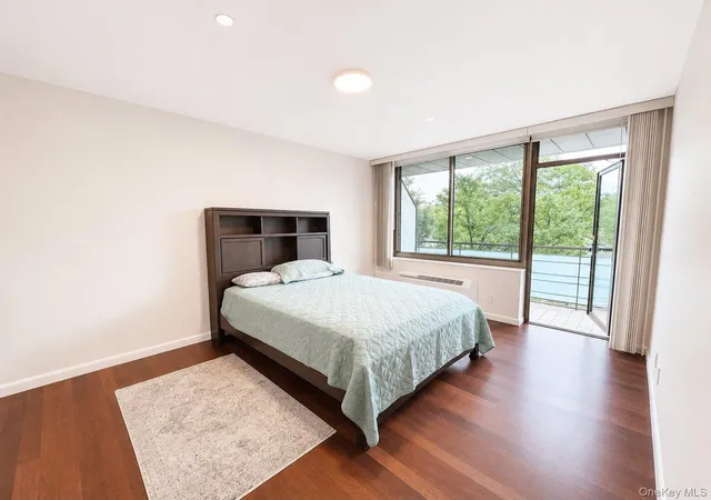 Listing Photo 4 - Condo for sale in building located at 31-32 Union St, New York, NY 11354 - Unit #4C