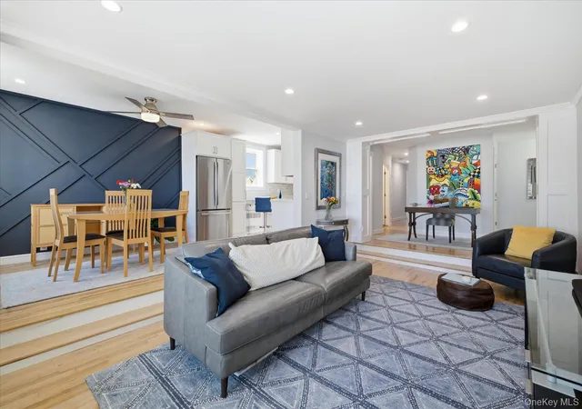 3rd image of 522 Shore Rd Rd, Long Beach, NY 11550