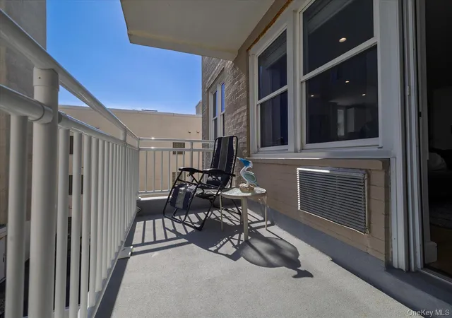 5th image of 522 Shore Rd Rd, Long Beach, NY 11550