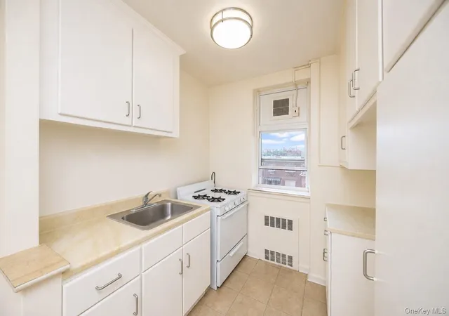 Listing Photo 5 - Condo for sale in building located at 14444 41St Ave, New York, NY 11355 - Unit #4C