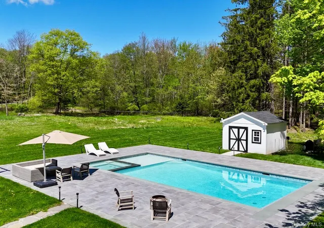 2nd image of 6 Byrds Hill Rd, Pawling, NY 12564 | MLS# 1017929
