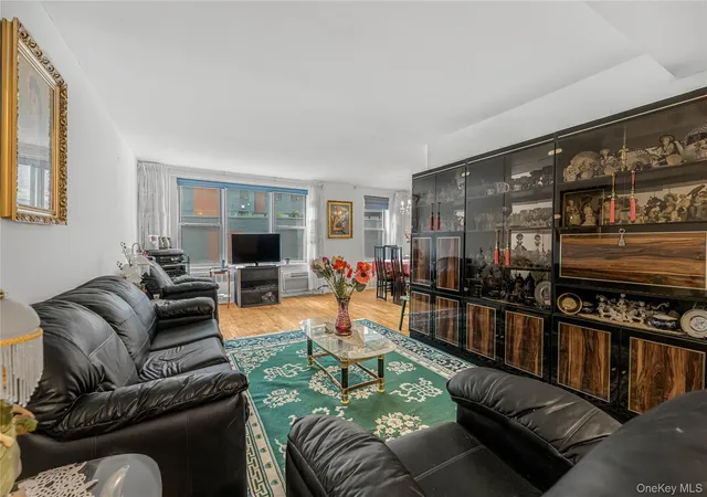 5th image of 2736 Independence Ave #2B, New York, NY 10463 | MLS# 1017949