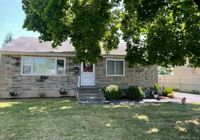 1st image of 8 Rochelle Ct, Stony Point, NY 10980 | MLS# 1017966