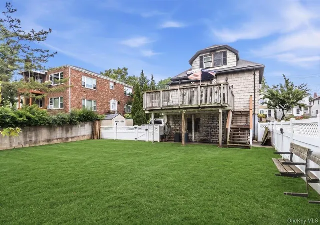 39th image of 3158 Rawlins Ave, New York, NY 10465 | MLS# 1017978