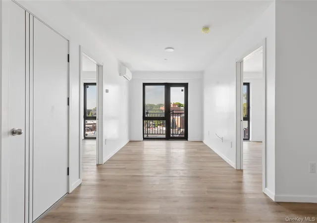 4th image of 70-25 Queens Blvd, New York City, NY 11377