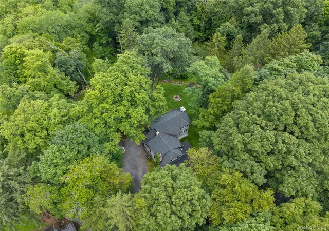 Photo 3 of Single family home for sale at 131 Douglas Rd, New Castle, NY 10514 | MLS# 1017997 | Listing updated on 2026-08-09