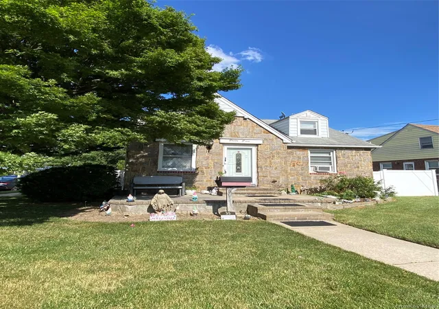 Homes for sale in Hempstead, NY | 35 Nassau Blvd, Hempstead, NY 11552 | MLS# 1018018