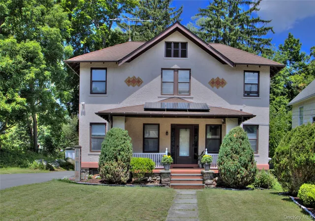 Homes for sale in Woodbury, NY | 20 Shuit Pl, Woodbury, NY 10917 | MLS# 1018026