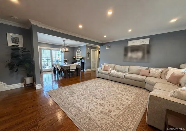 Homes for sale in New York, NY | 21025 33Rd Ave, New York, NY 11361 | MLS# 1018028
