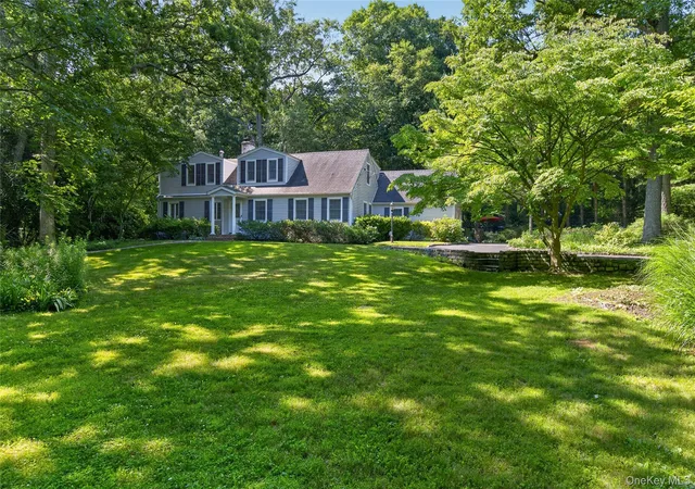 Homes for sale in Oyster Bay, NY | 2108 Edge Rd, Oyster Bay, NY 11791 | MLS# 1018052