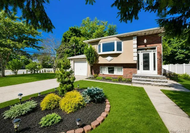 Photo 2 of Sale Pending at 10 Miller Ave, Islip, NY 11722 | MLS# 1018059 | Listing updated on 2026-09-06