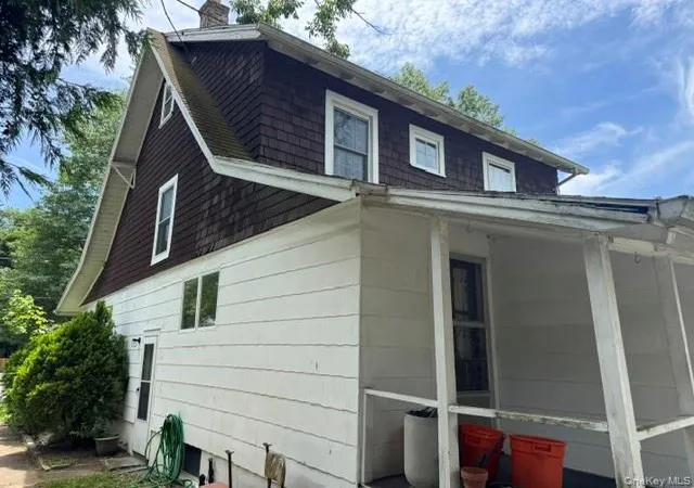 15th image of 35 Fairview Ave, North Hempstead, NY 11050 | MLS# 1018060