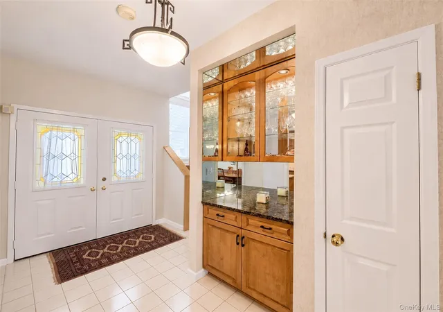 4th image of 61 Willow Ridge Dr, Smithtown, NY 11787 | MLS# 1018070