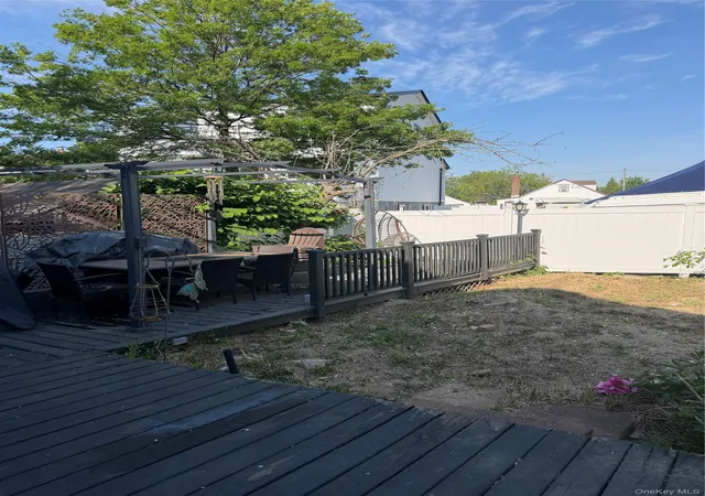 12th image of 3009 Fishermans Rd, Hempstead, NY 11510 | MLS# 1018072