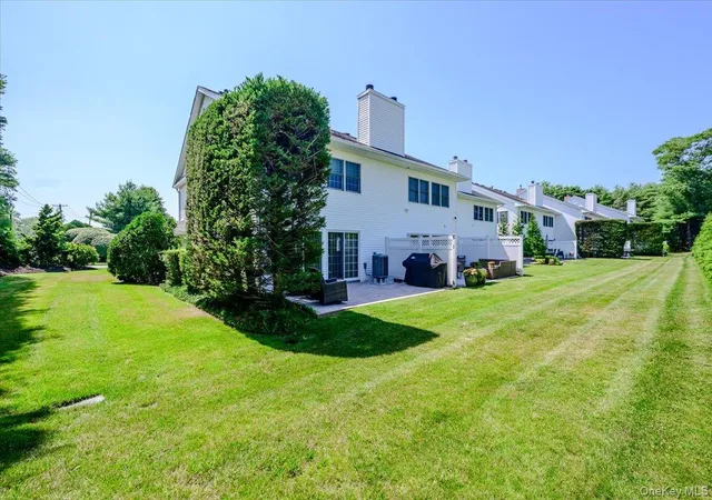 26th image of 1 S Country Comn, West Islip, NY 11795 | MLS# 1018078
