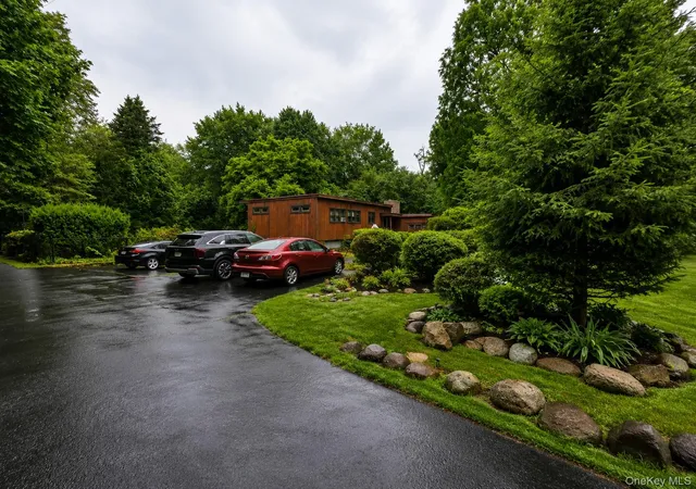 Photo 3 of Single family home for sale at 173 Old Nyack Turnpike, Spring Valley, NY 10977 | MLS# 1018098 | Listing updated on 2026-06-26