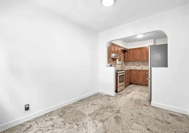 3rd image of 4223 Digney Ave, Bronx, NY 10466 | MLS# 1018109