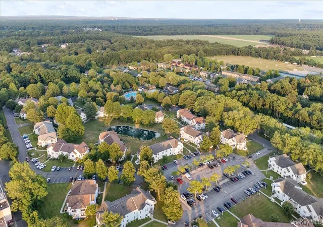 Listing Photo 2 - Condo for sale in building located at 80 Fairview Cir, Brookhaven, NY 11953 - Unit #