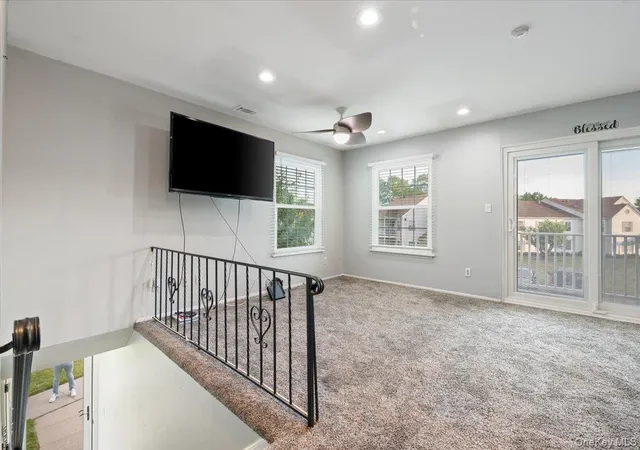 Listing Photo 3 - Condo for sale in building located at 80 Fairview Cir, Brookhaven, NY 11953