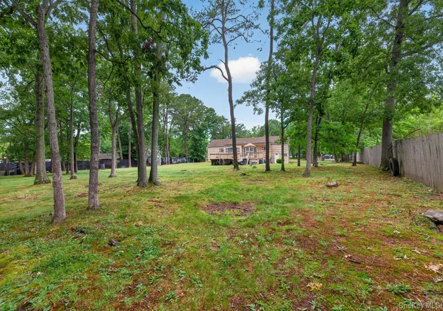 32nd image of 10 Otsego Ave, Dix Hills, NY 11746 | MLS# 1018114