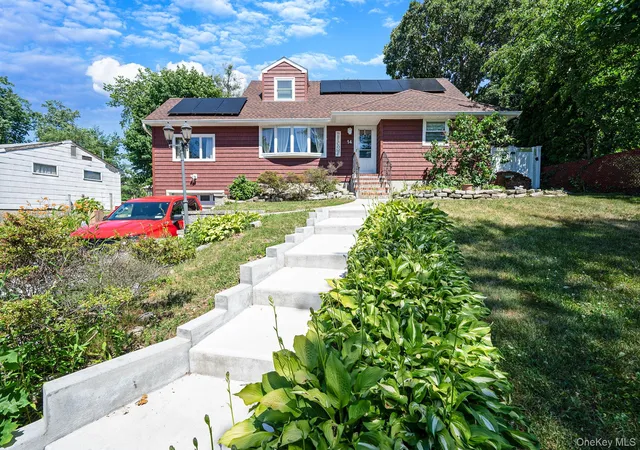 1st image of 14 Benmor Ct, Oyster Bay, NY 11803 | MLS# 1018120