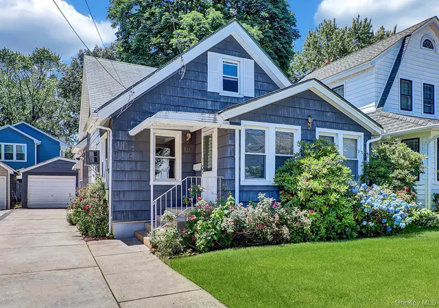 2nd image of 100 Irving Ave, Hempstead, NY 11001 | MLS# 1018142