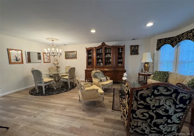 5th image of 891 Altessa Blvd, Huntington, NY 11747 | MLS# 1018143