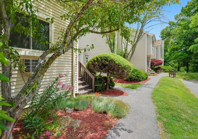 2nd image of 3106 Village Dr, Southeast, NY 10509 | MLS# 1018185