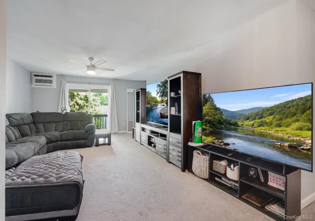 5th image of 3106 Village Dr, Southeast, NY 10509 | MLS# 1018185