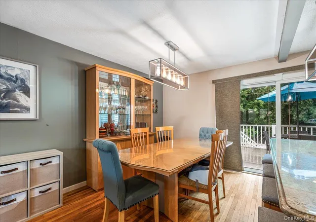 5th image of 194 Missouri Ave, Bay Shore, NY 11706 | MLS# 1018191