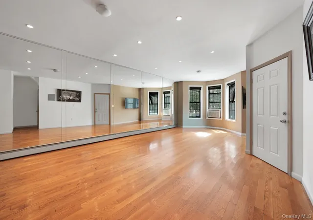 Listing Photo 4 - Condo for sale in building located at 479 Bainbridge St, New York City, NY 11233