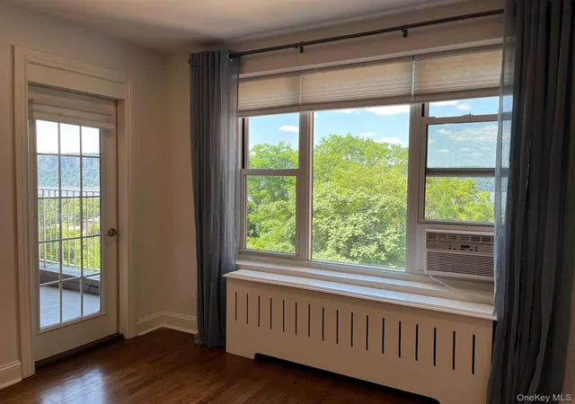 Homes for sale in Greenburgh, NY | 555 Broadway #5C, Greenburgh, NY 10706 | MLS# 1018212