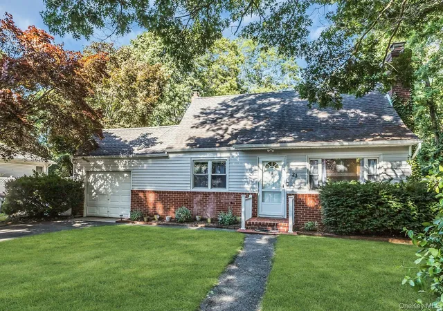 3rd image of 23 Lambert Ave, Brookhaven, NY 11950 | MLS# 1018215